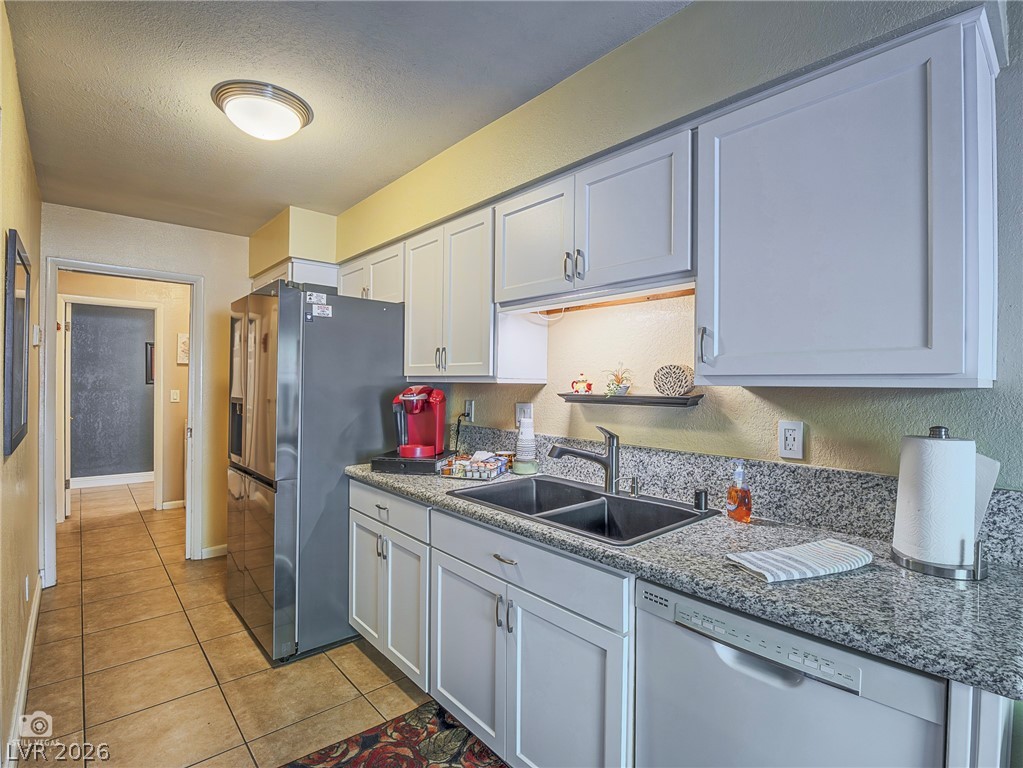 4504 Del Oro Drive