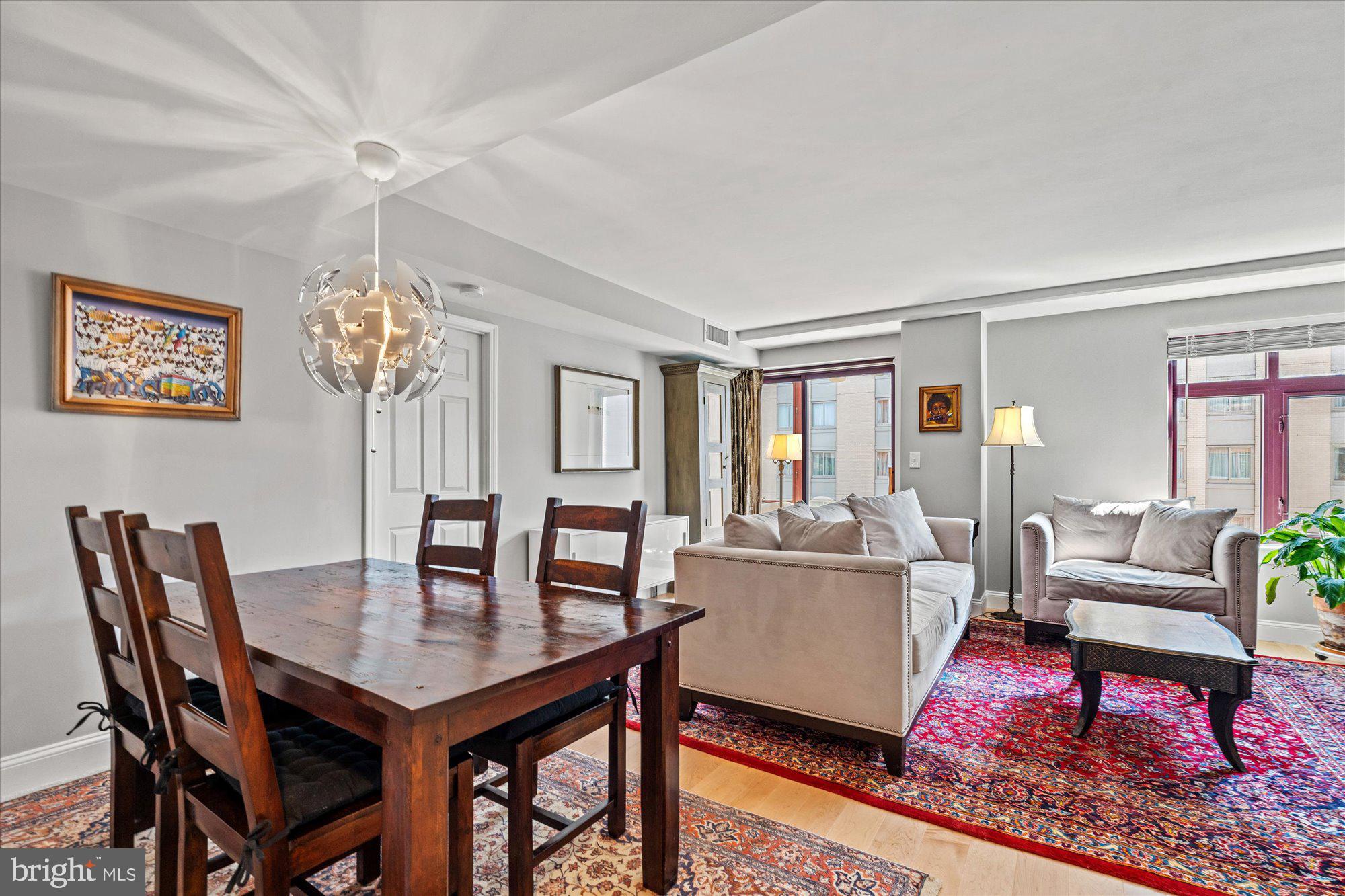 2400 Clarendon BOULEVARD Unit: 606