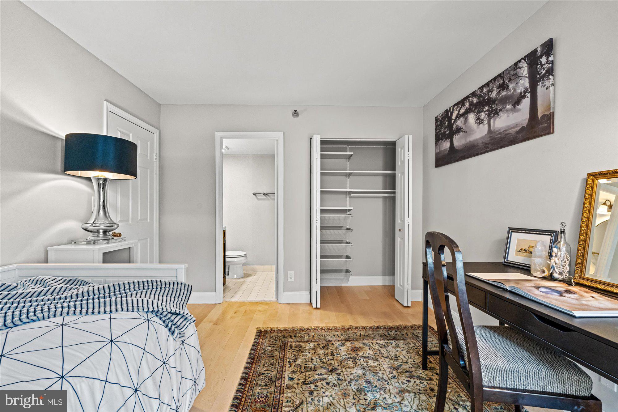 2400 Clarendon BOULEVARD Unit: 606