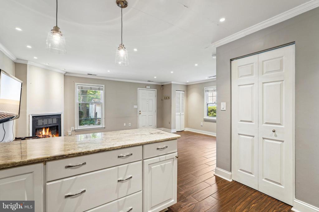 4113 11TH PL N