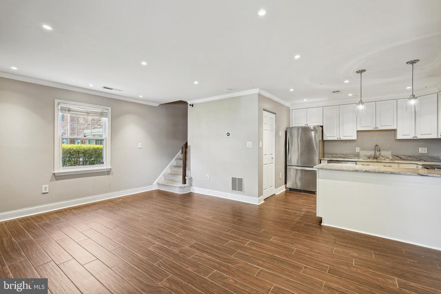 4113 11TH PL N