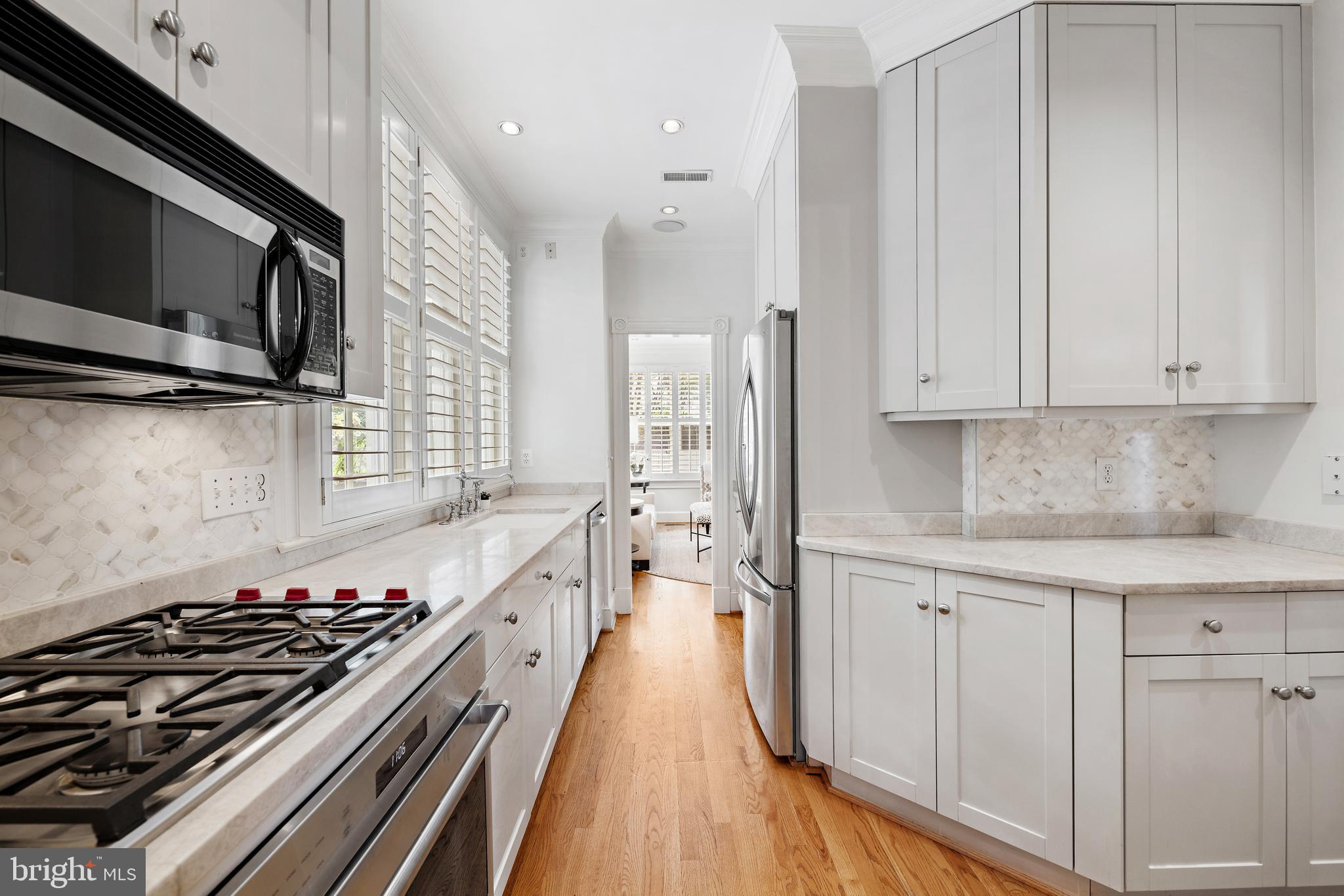 312 N Fairfax STREET