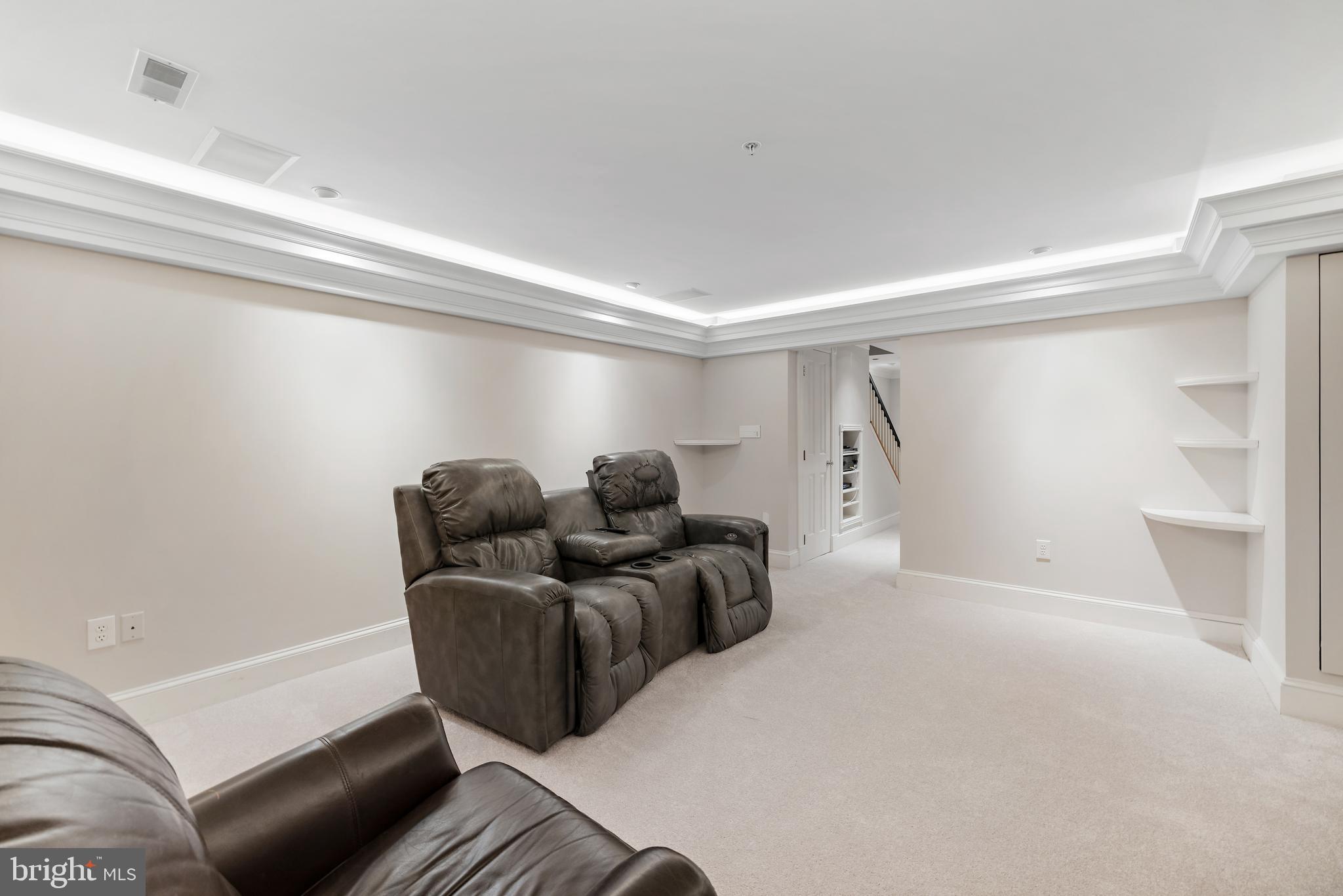 312 N Fairfax STREET