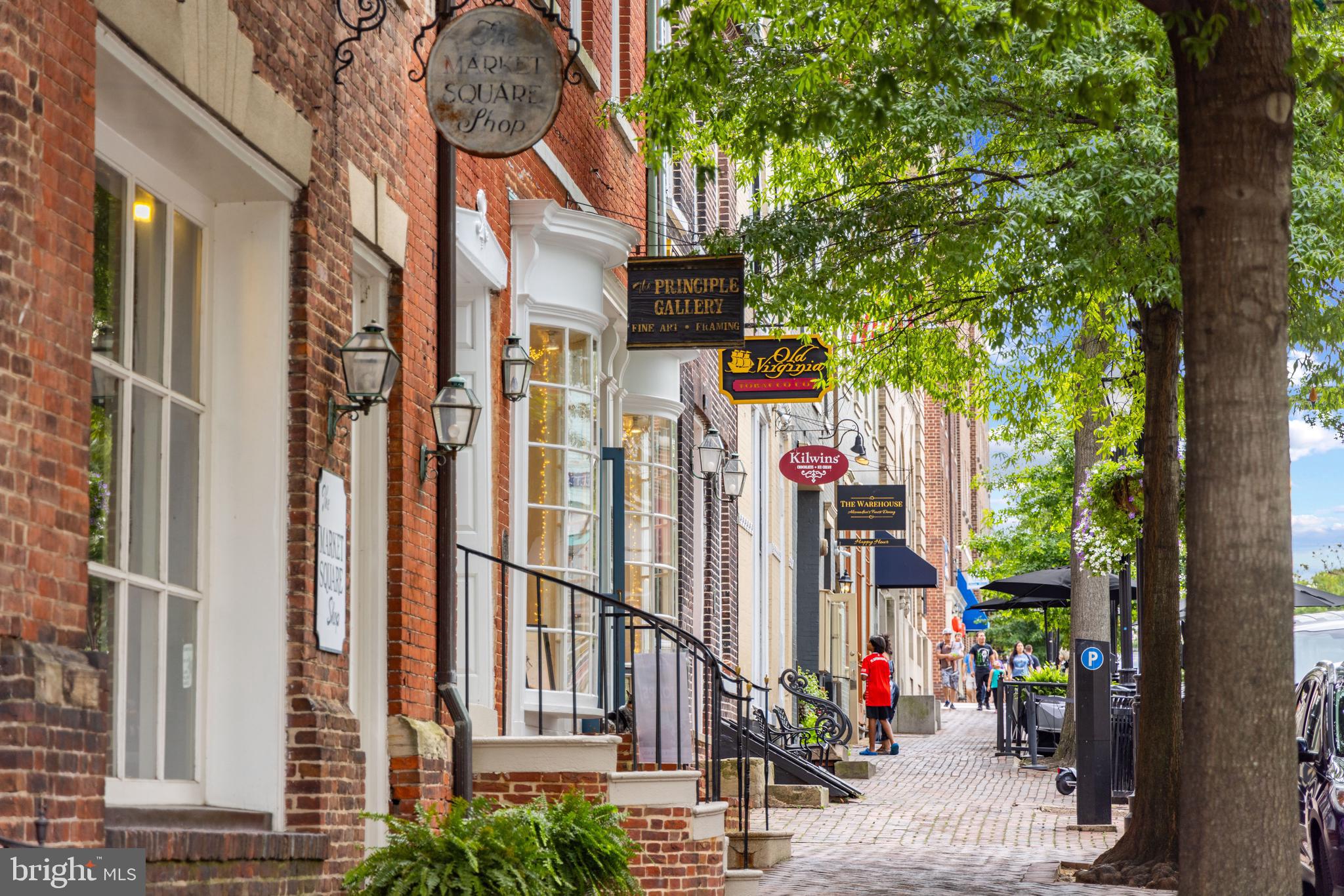 312 N Fairfax STREET