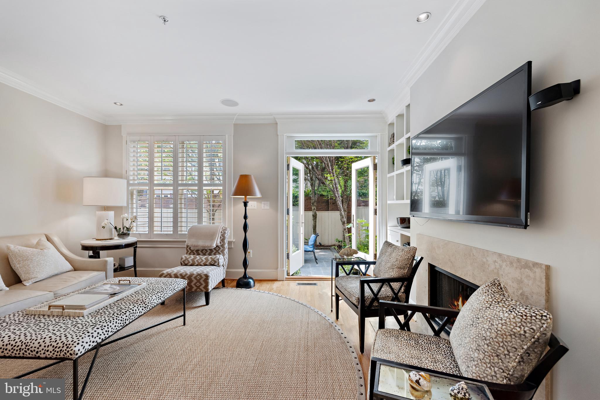 312 N Fairfax STREET