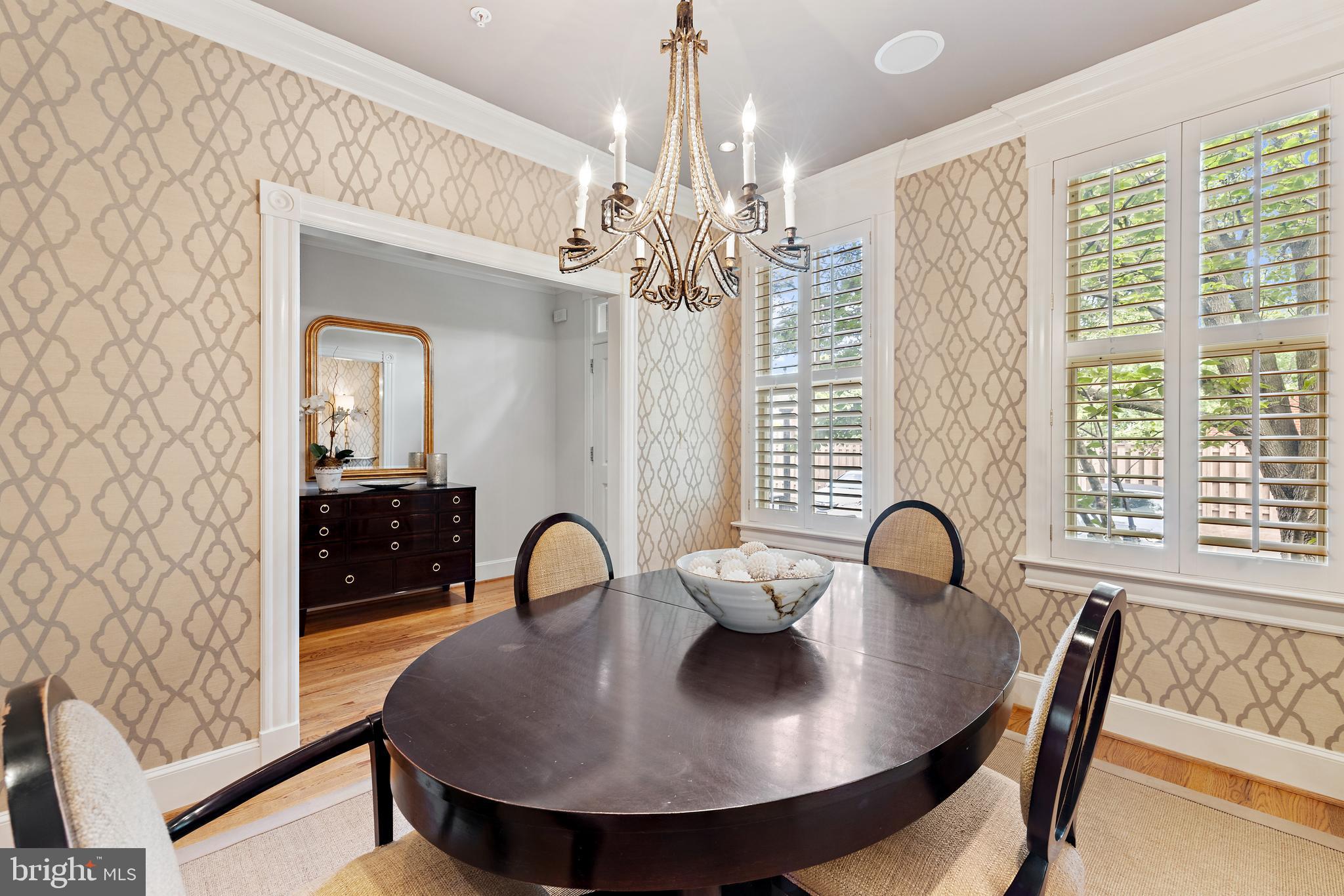 312 N Fairfax STREET