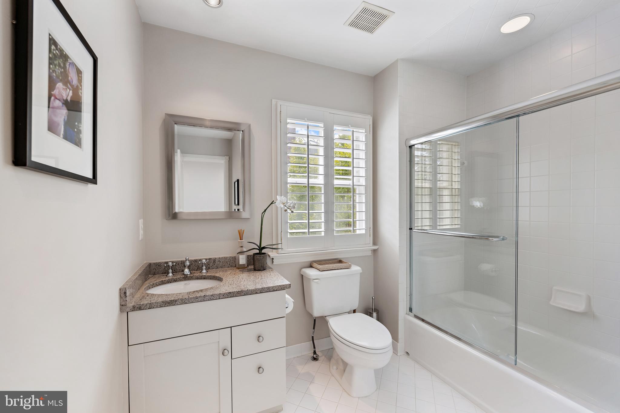 312 N Fairfax STREET