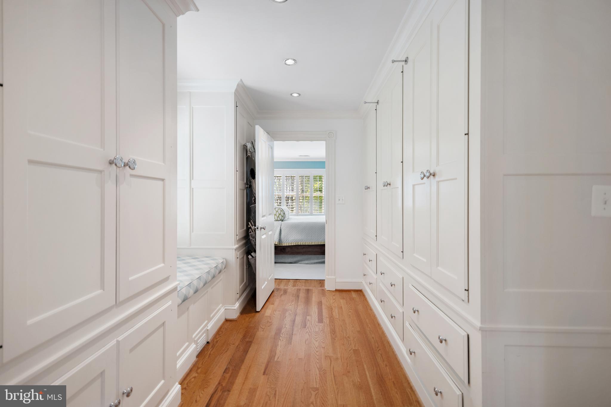 312 N Fairfax STREET