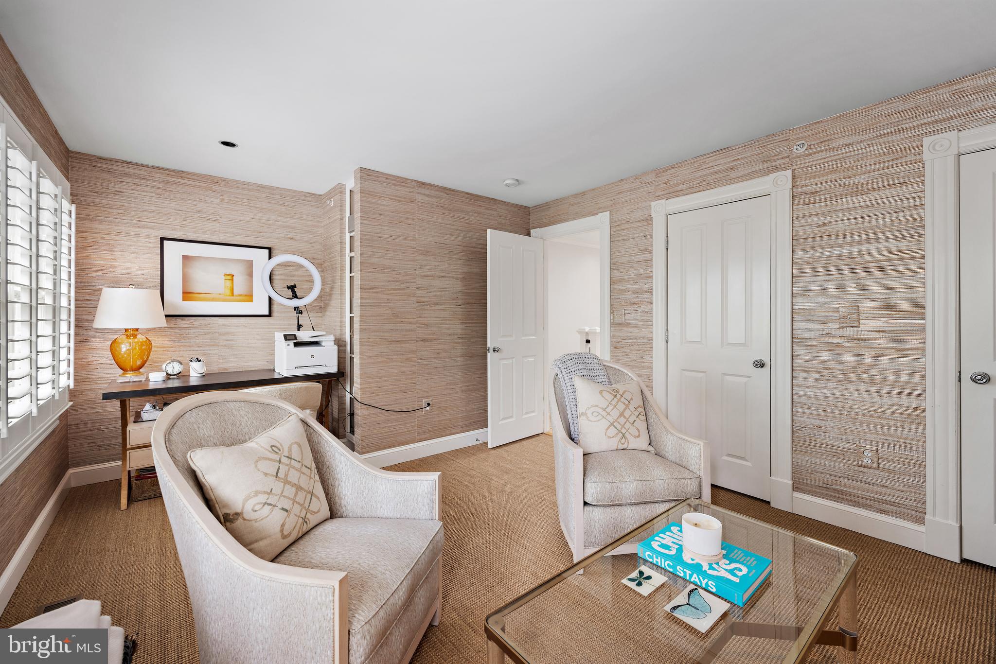 312 N Fairfax STREET