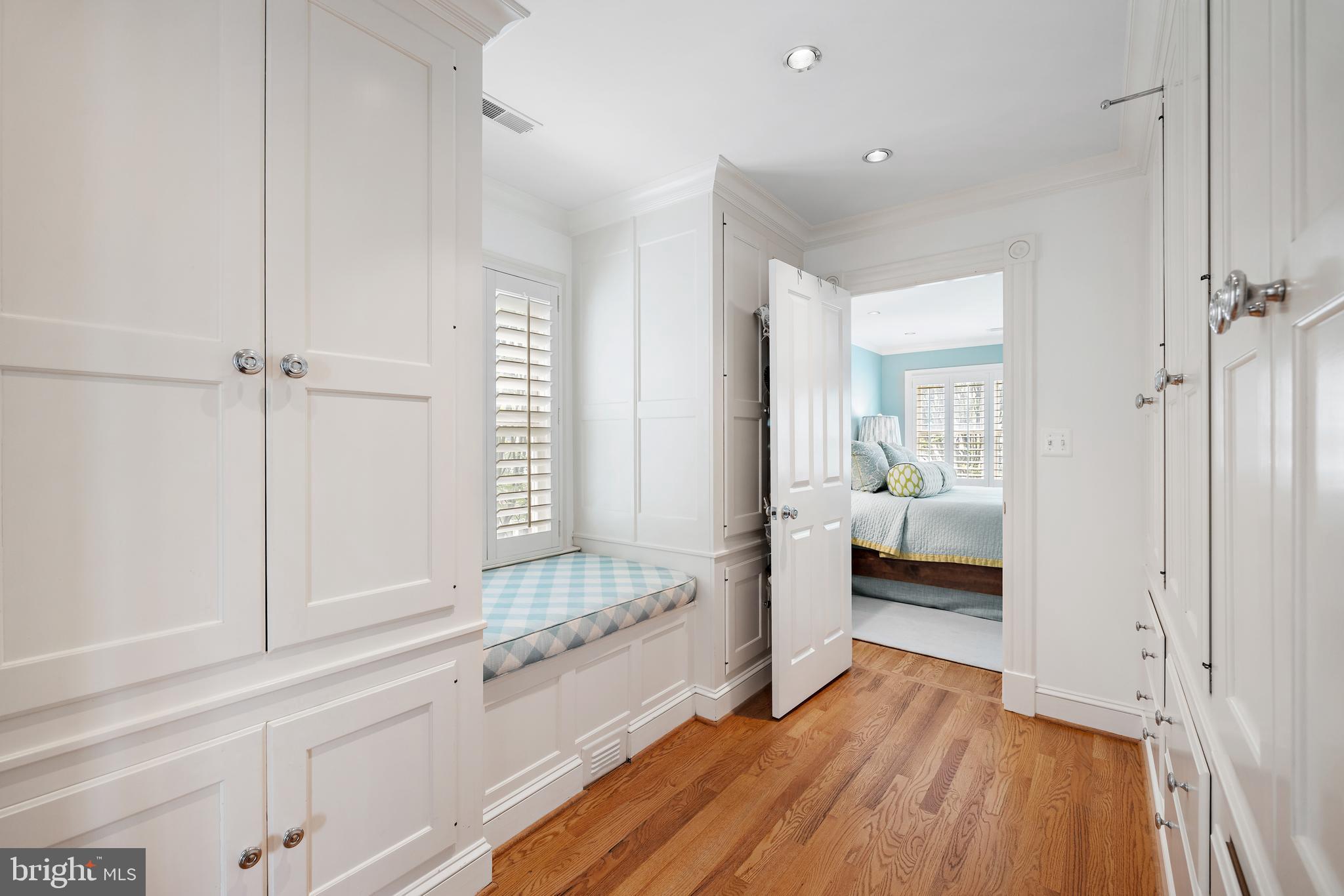 312 N Fairfax STREET