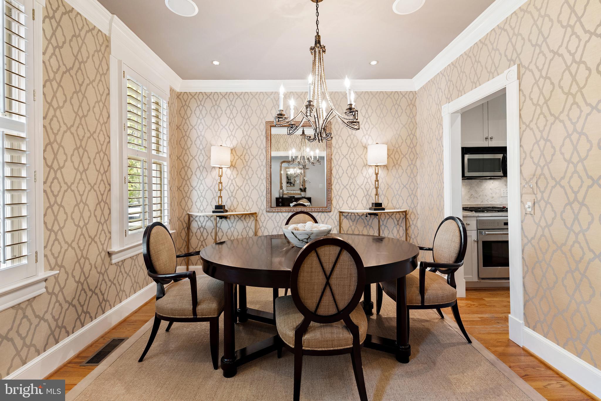 312 N Fairfax STREET