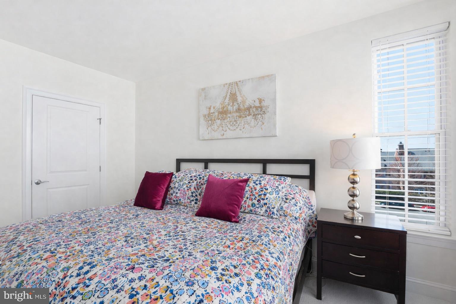 1023 N ROYAL STREET 305