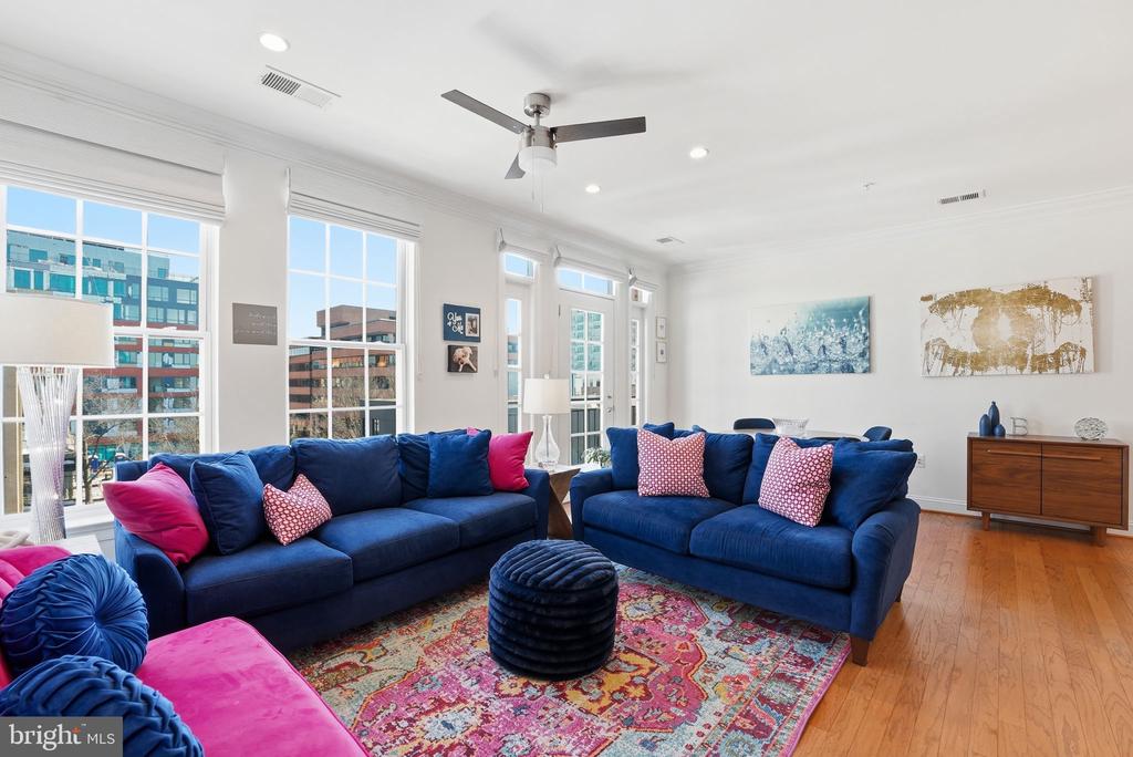 1023 N ROYAL STREET 305