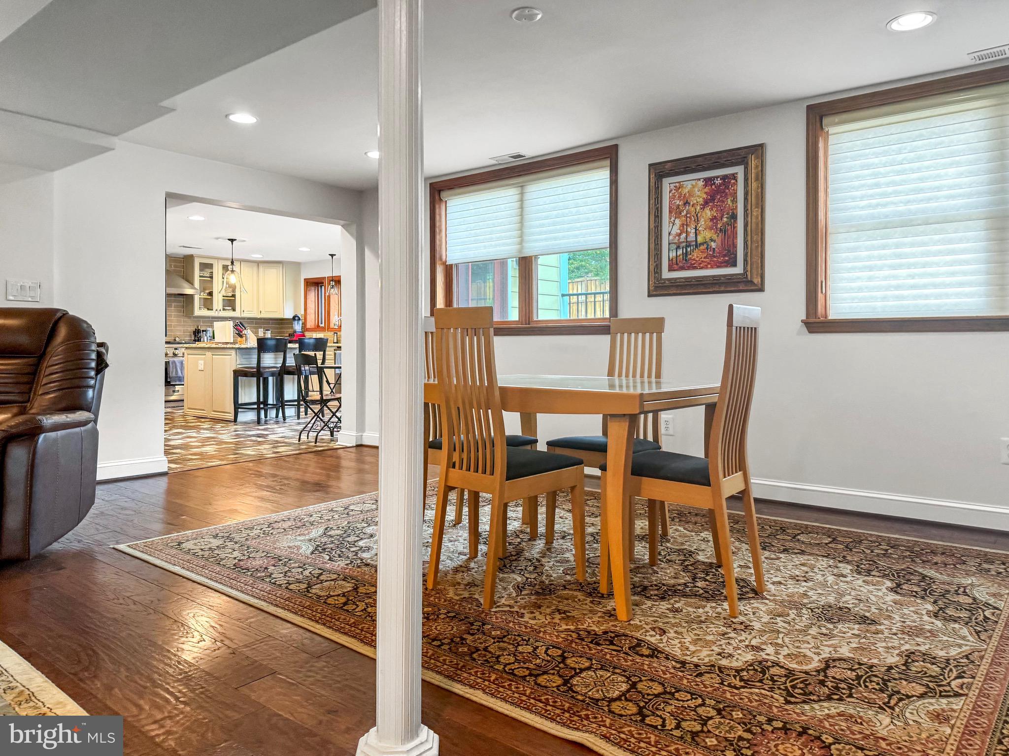 1042 Dalebrook DRIVE