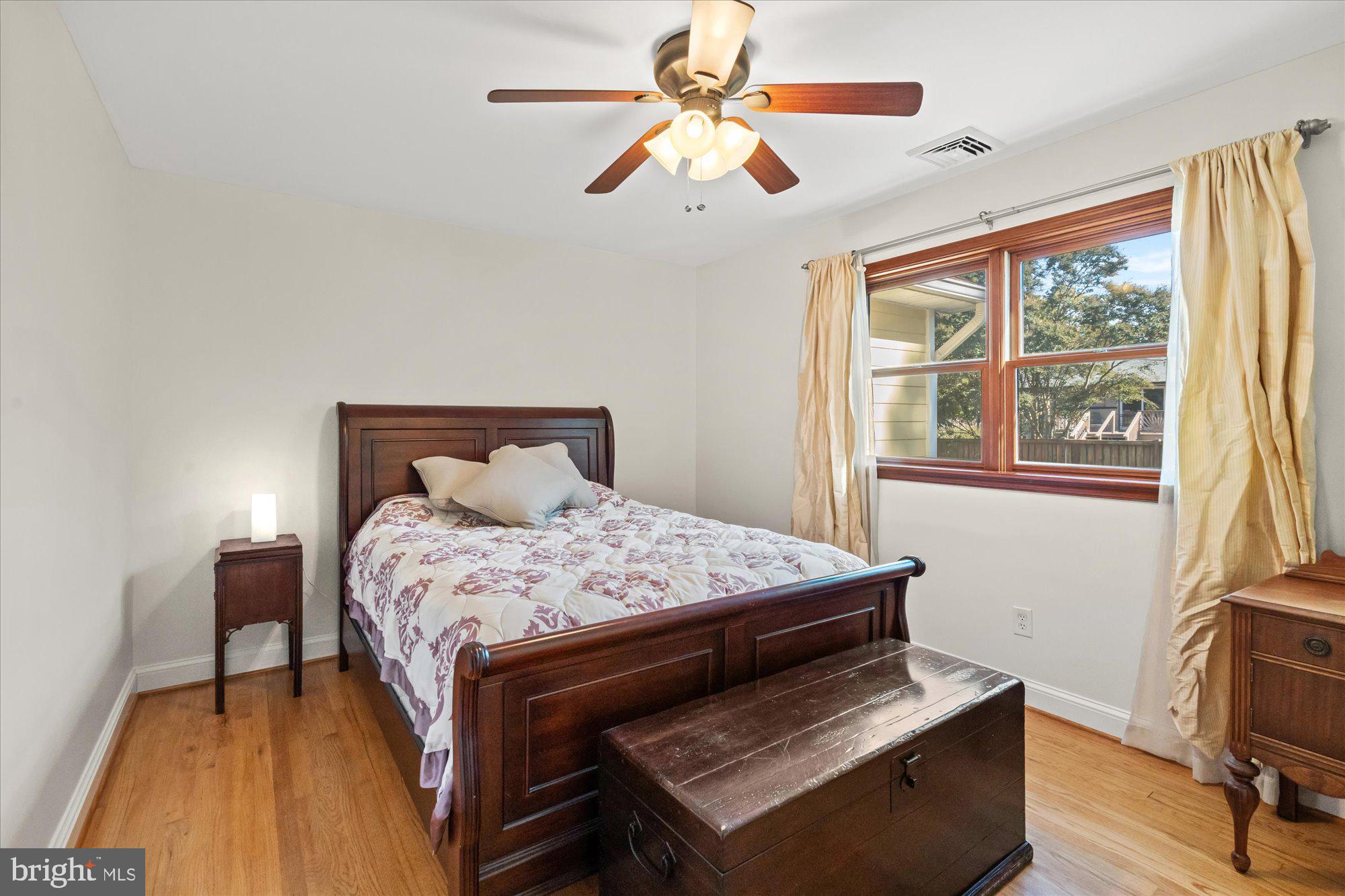 1042 Dalebrook DRIVE
