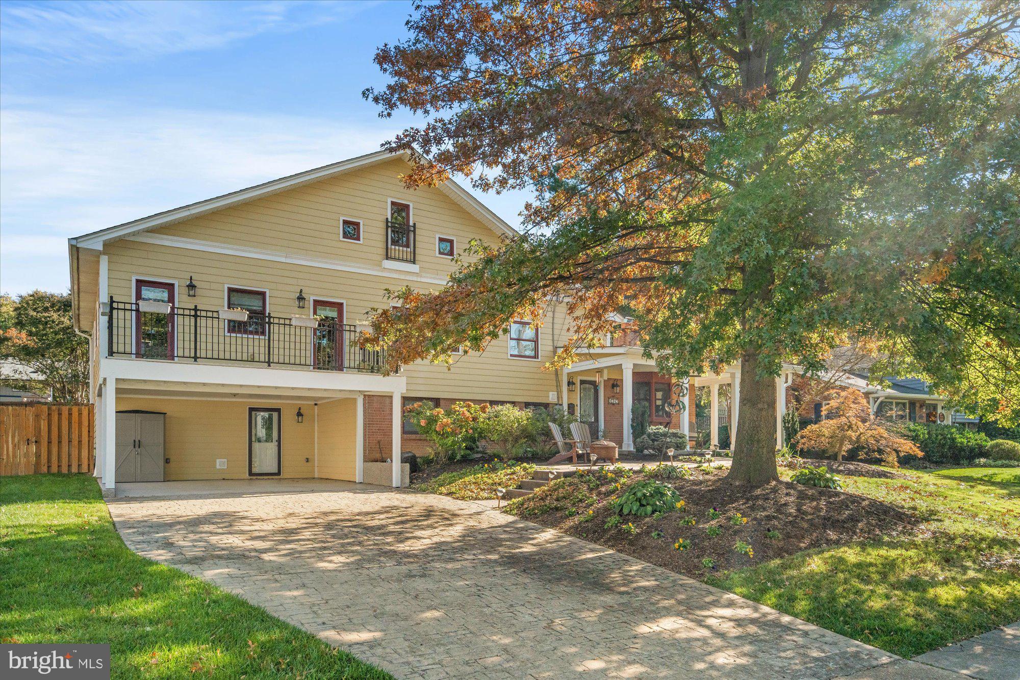 1042 Dalebrook DRIVE