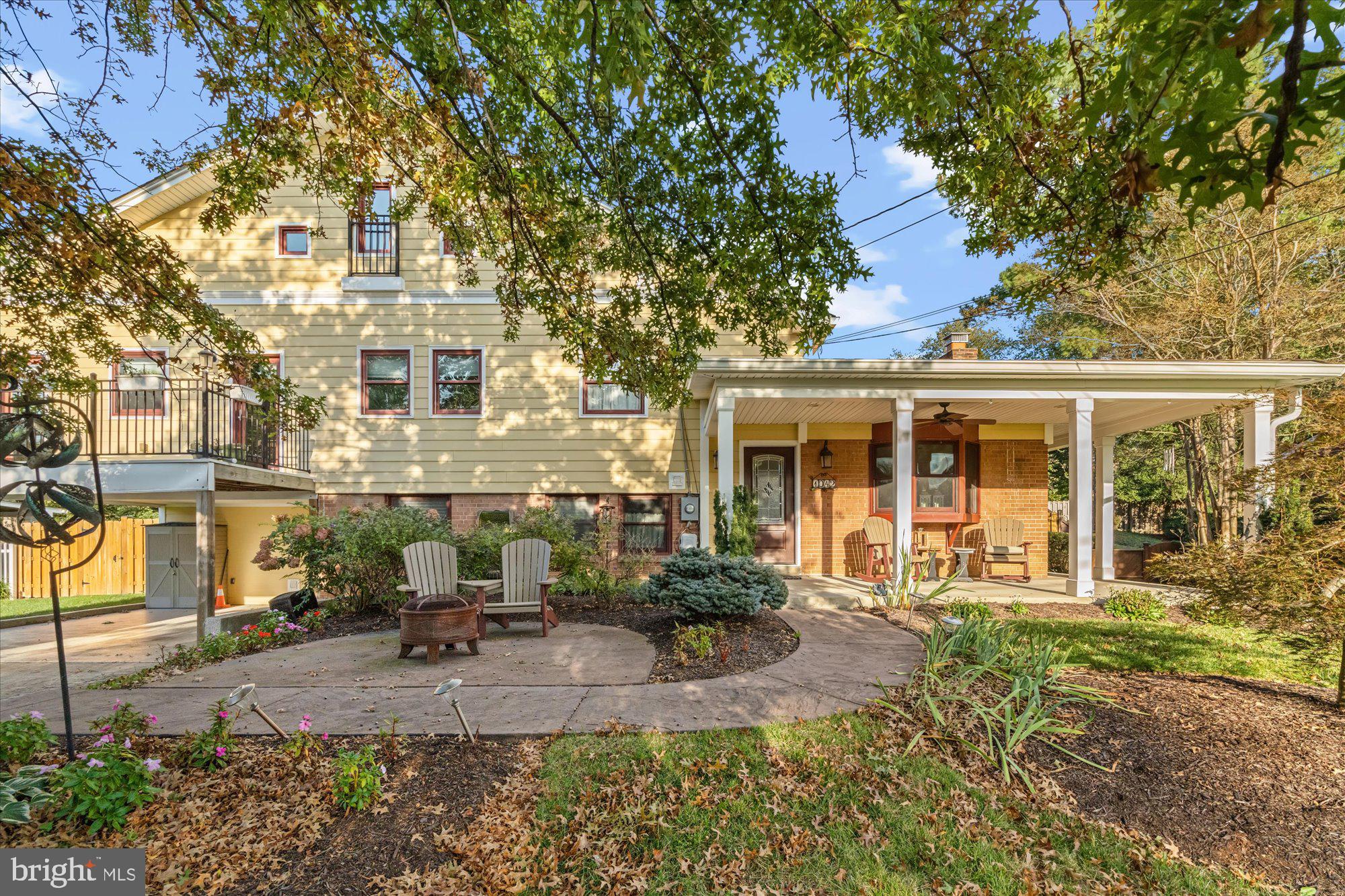 1042 Dalebrook DRIVE