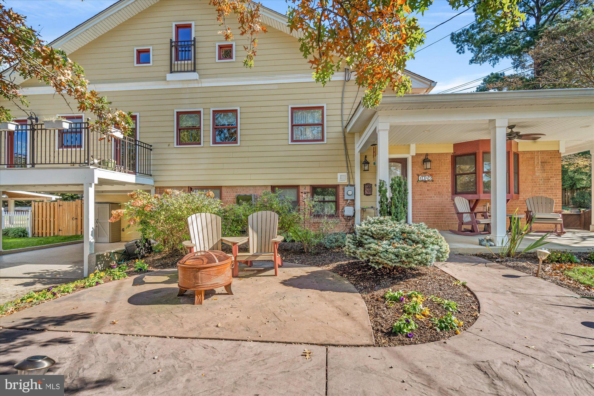 1042 Dalebrook DRIVE