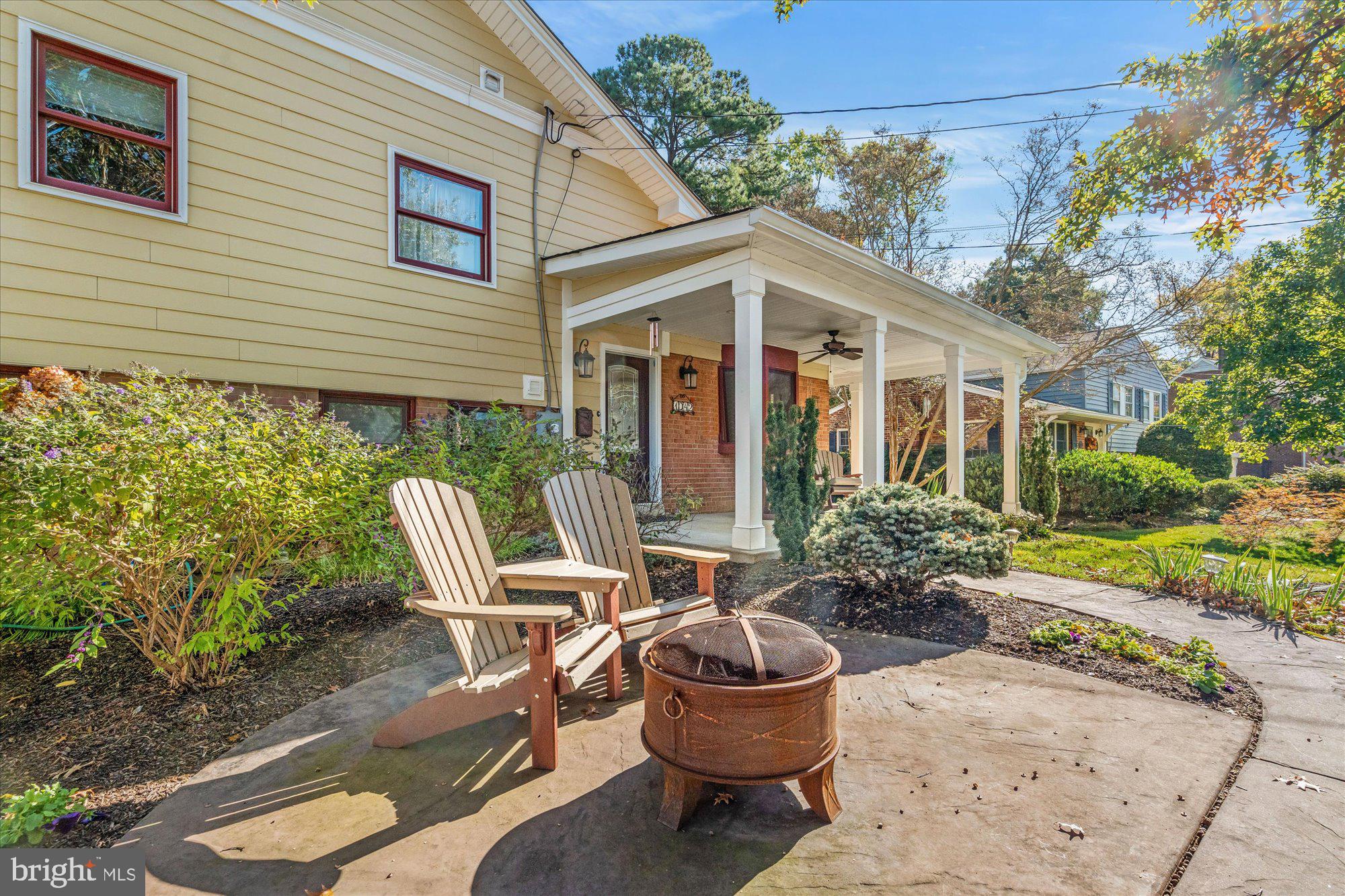 1042 Dalebrook DRIVE