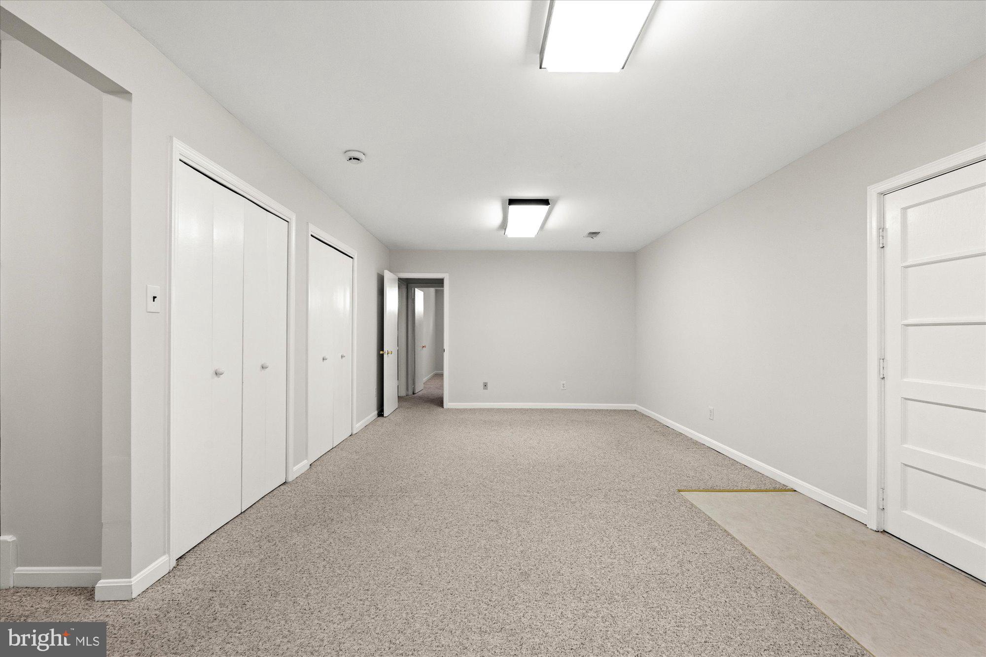 902 Neal Dr
