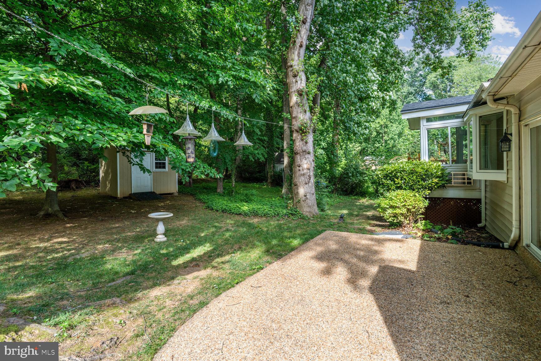 9100 Ashmeade Dr