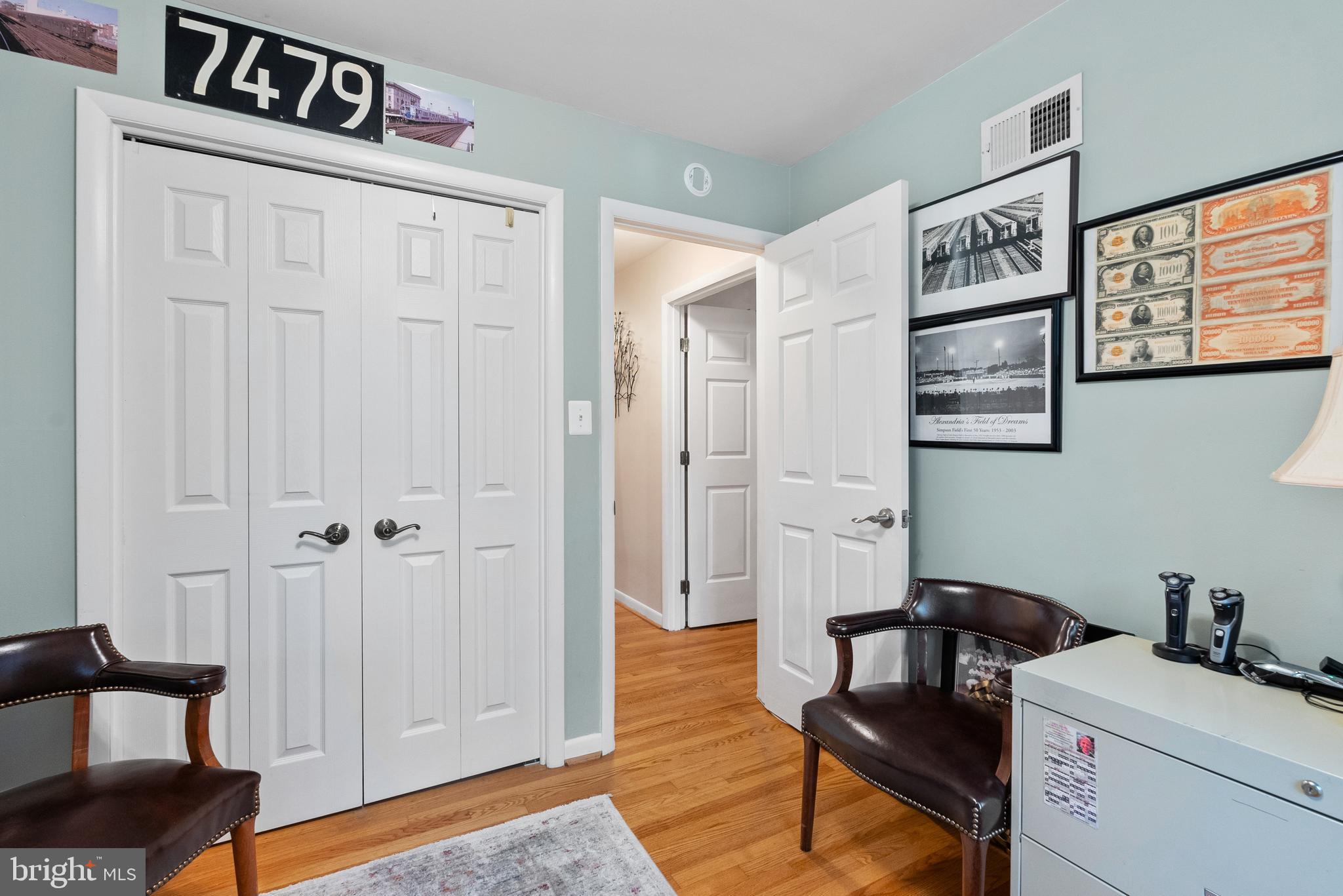 2210 Collingwood Rd
