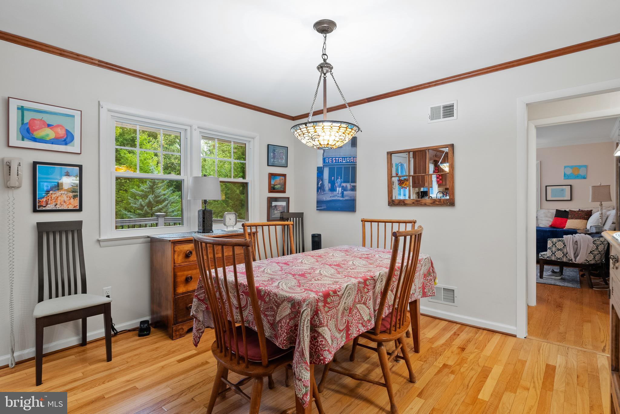 2210 Collingwood Rd