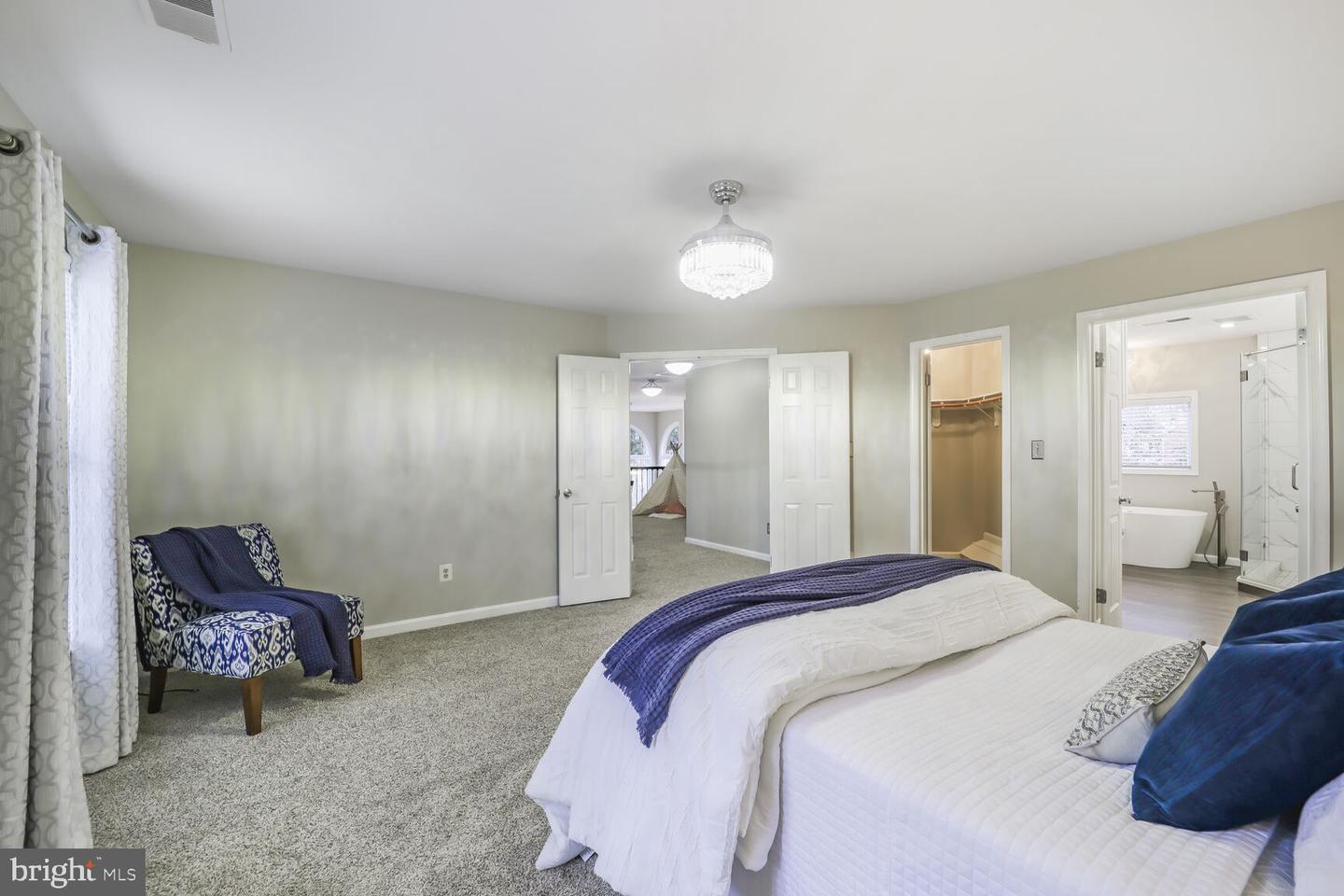 8204 Collingwood Ct