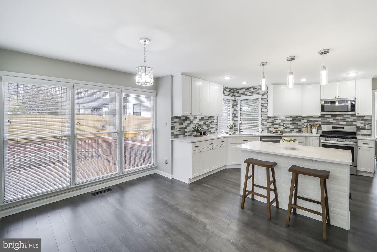 8204 Collingwood Ct