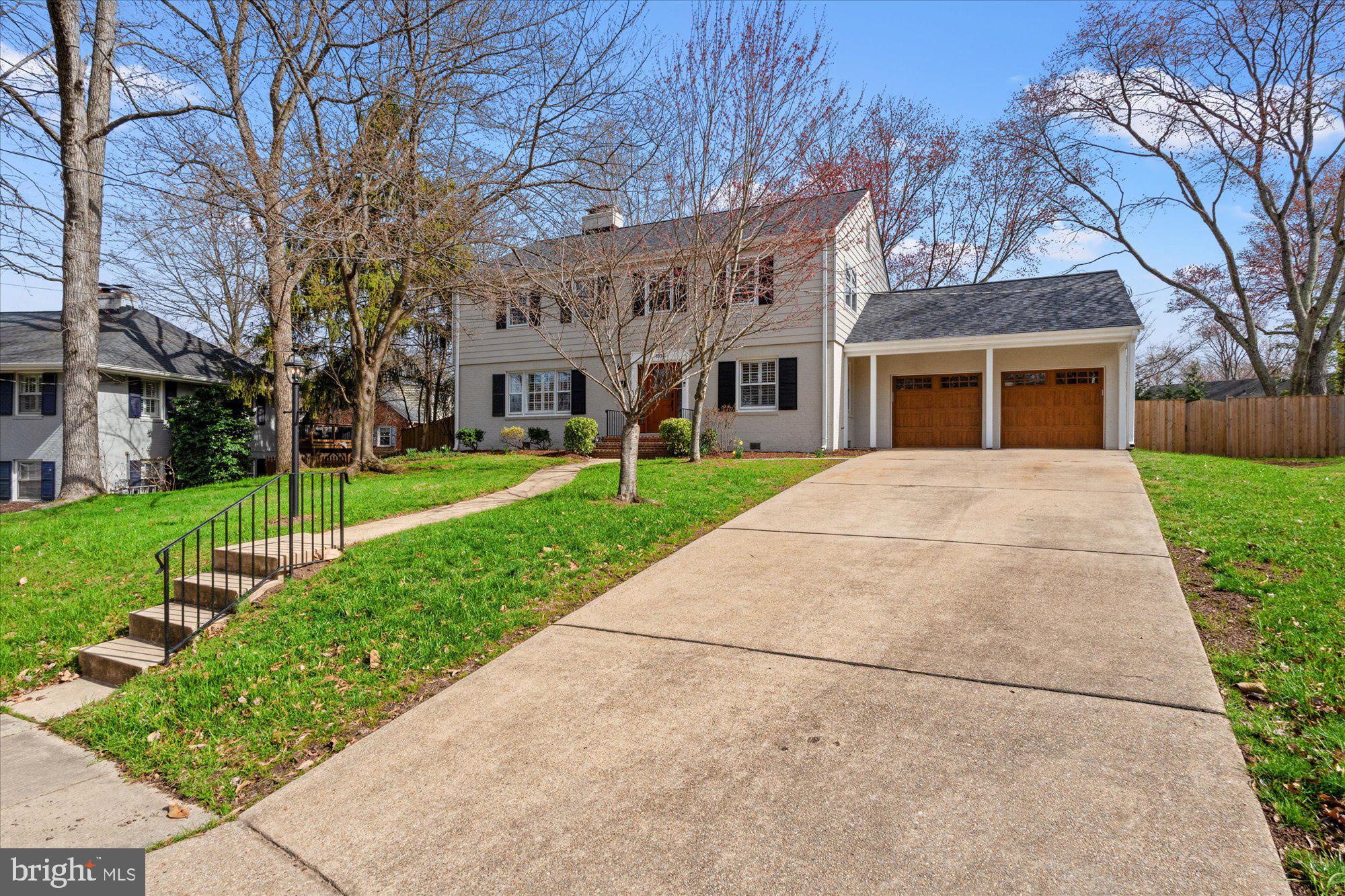 1003 Potomac Ln