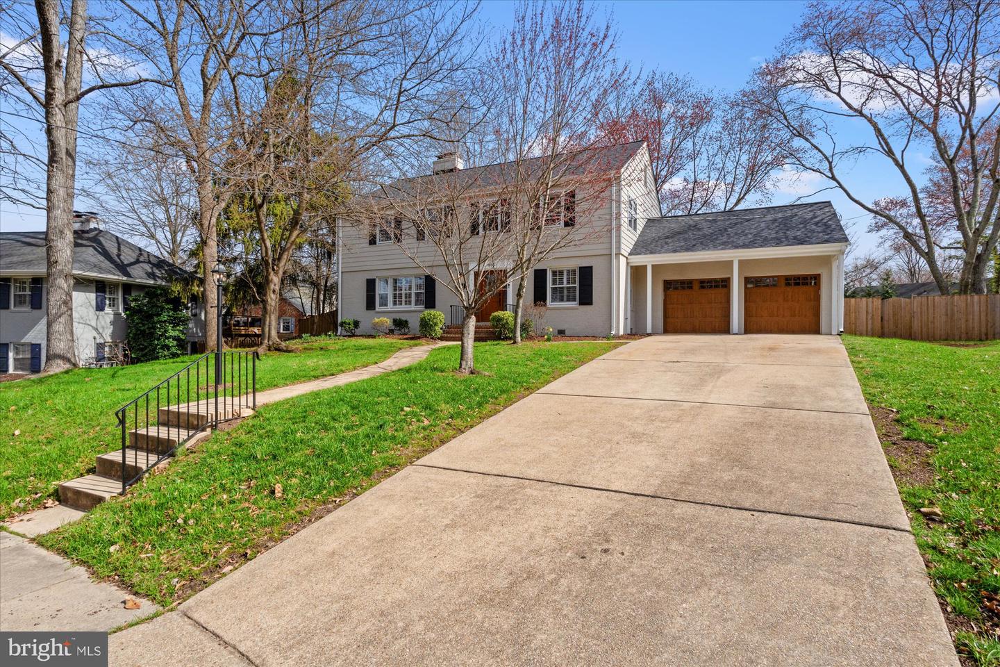 1003 Potomac Ln