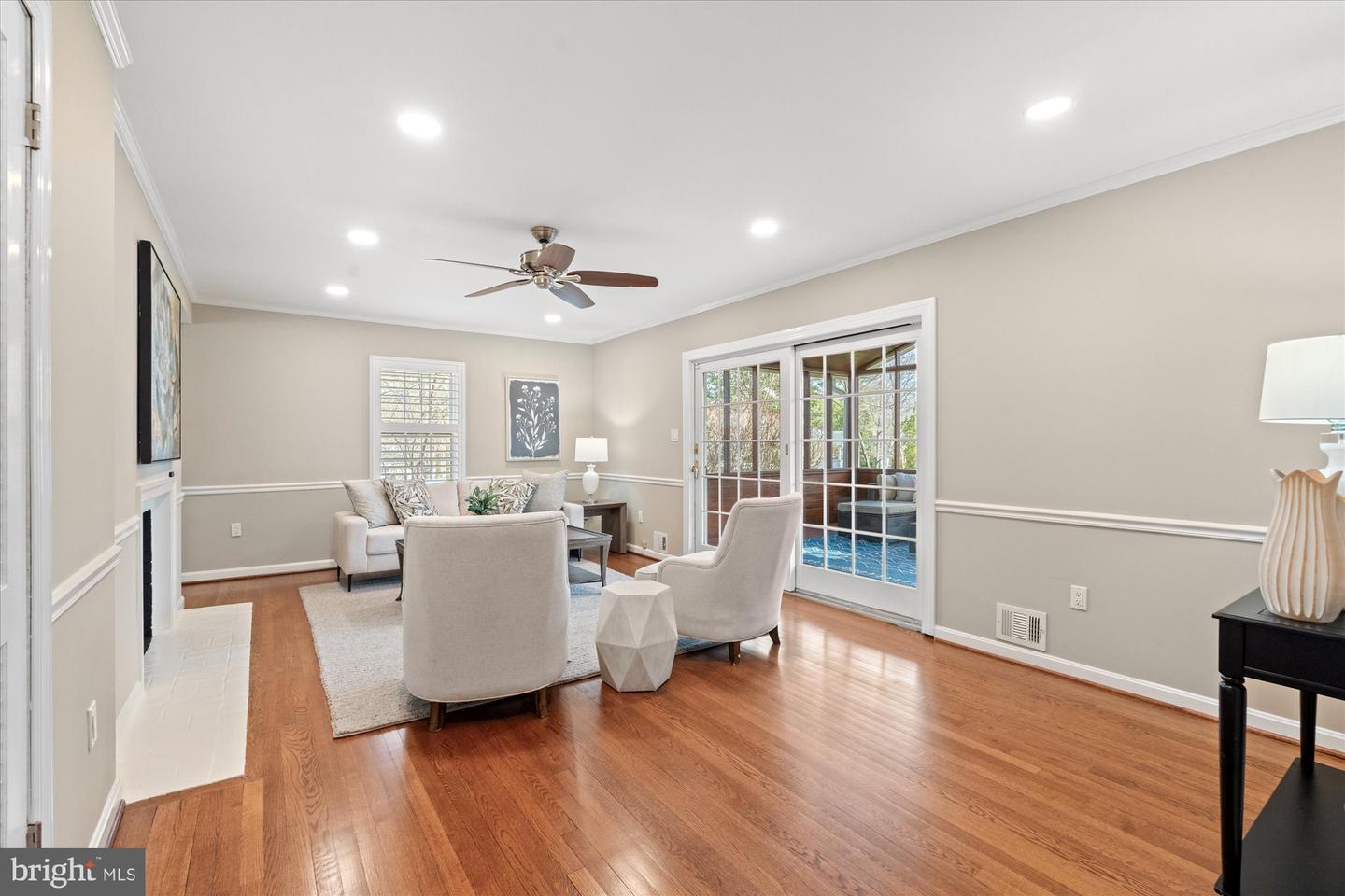 1003 Potomac Ln