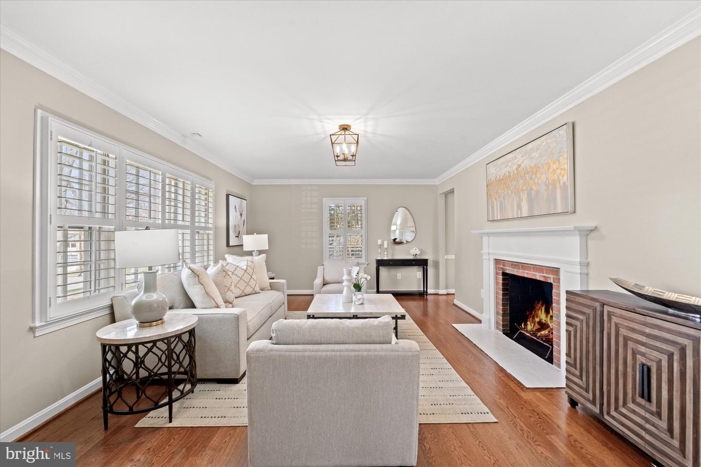 1003 Potomac Ln