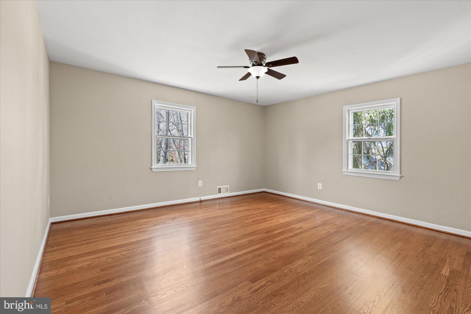 1003 Potomac Ln