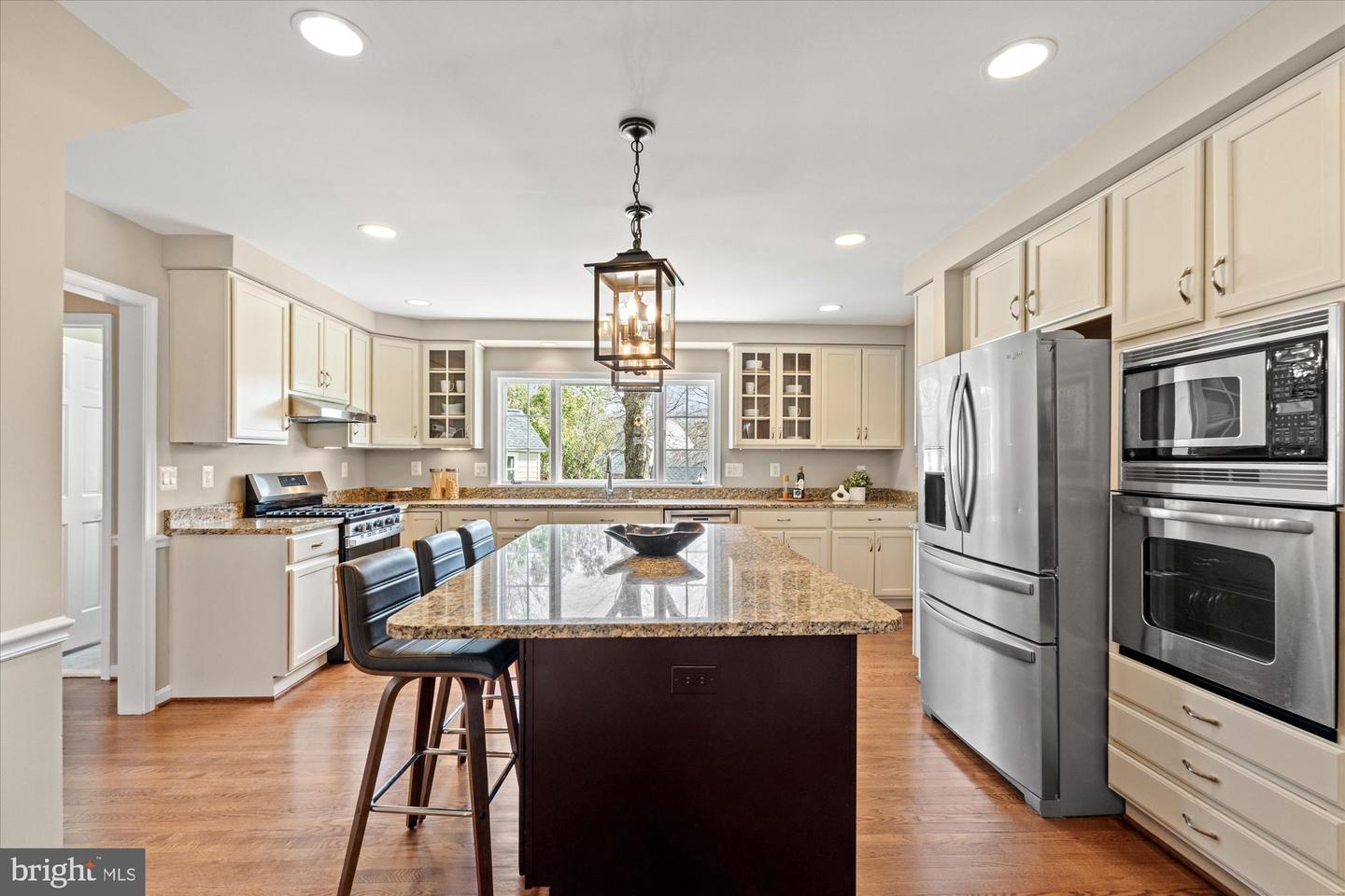 1003 Potomac Ln