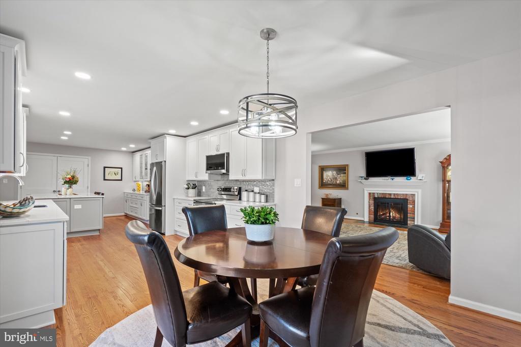 3808 Westgate Dr