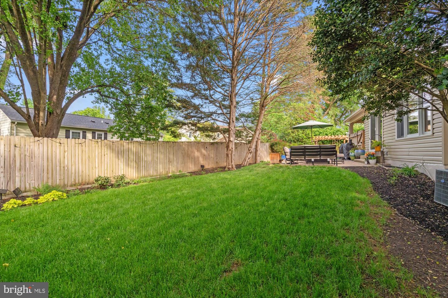 8221 Treebrooke Ln