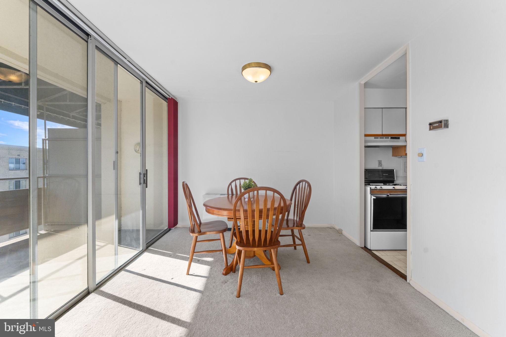 6621 WAKEFIELD DRIVE 910