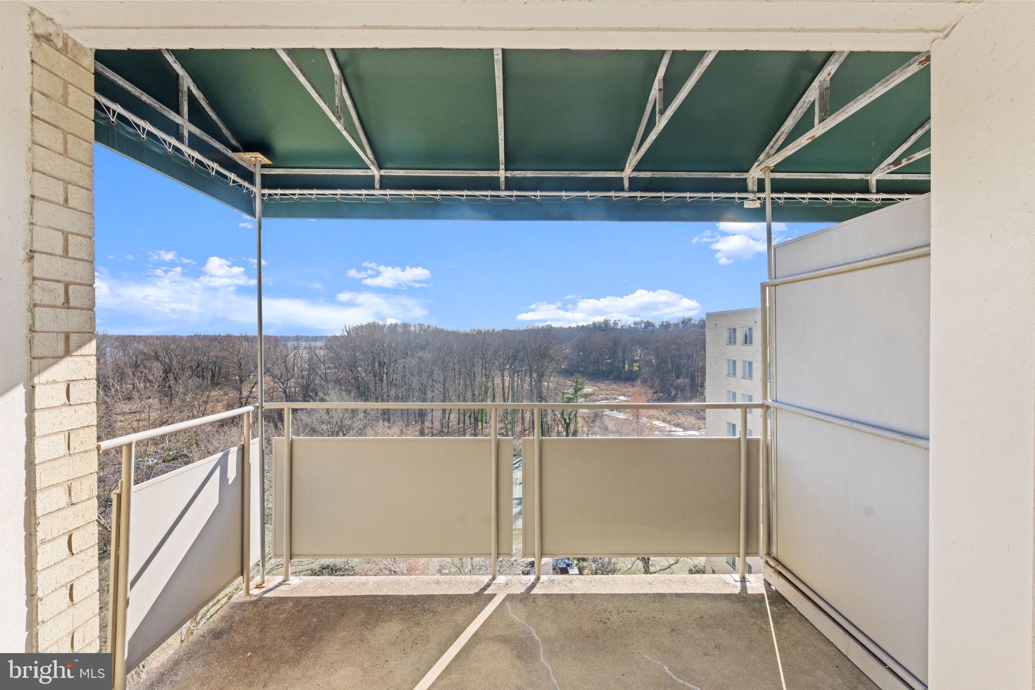 6621 WAKEFIELD DRIVE 910