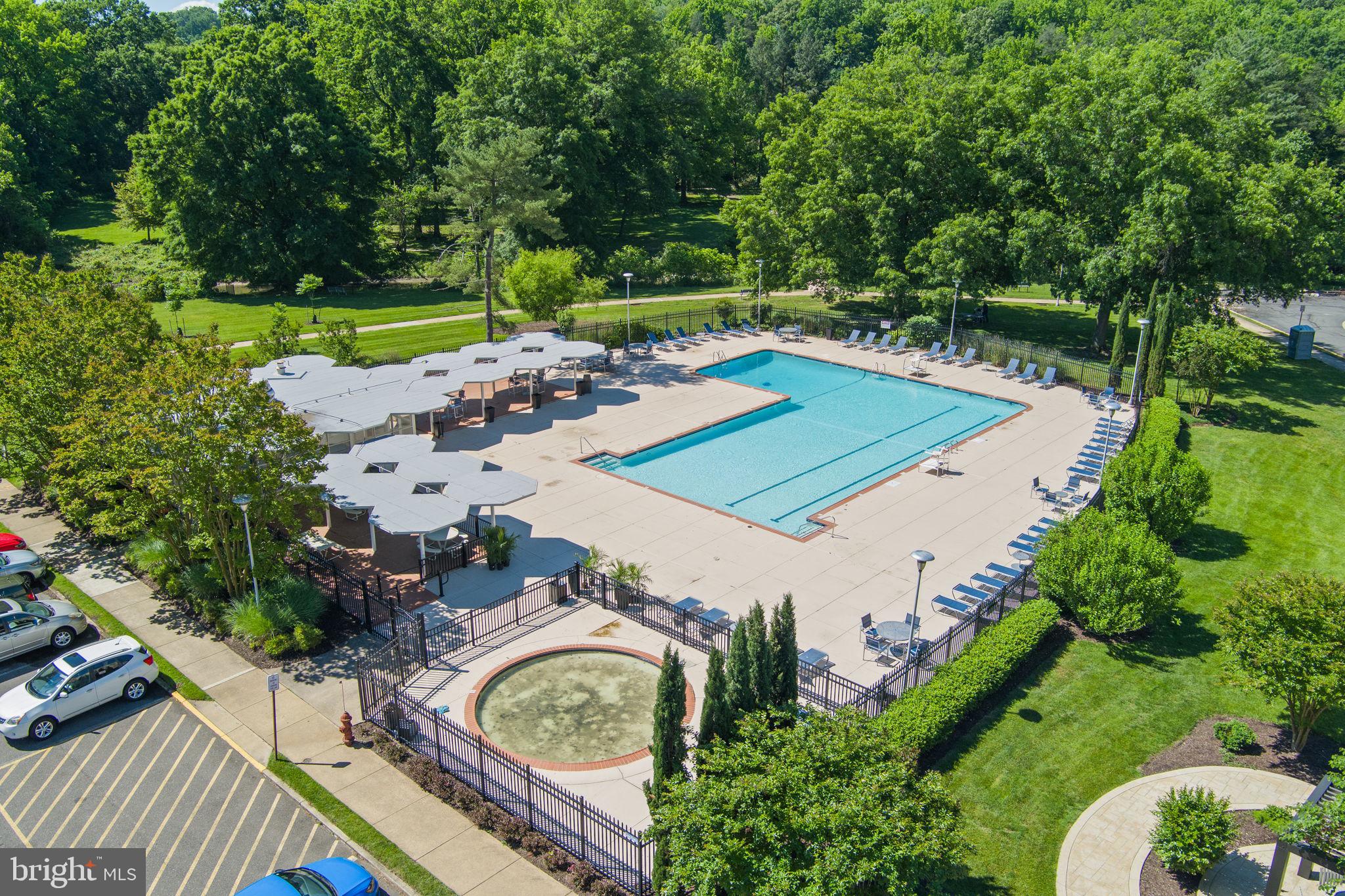 6621 WAKEFIELD DRIVE 910