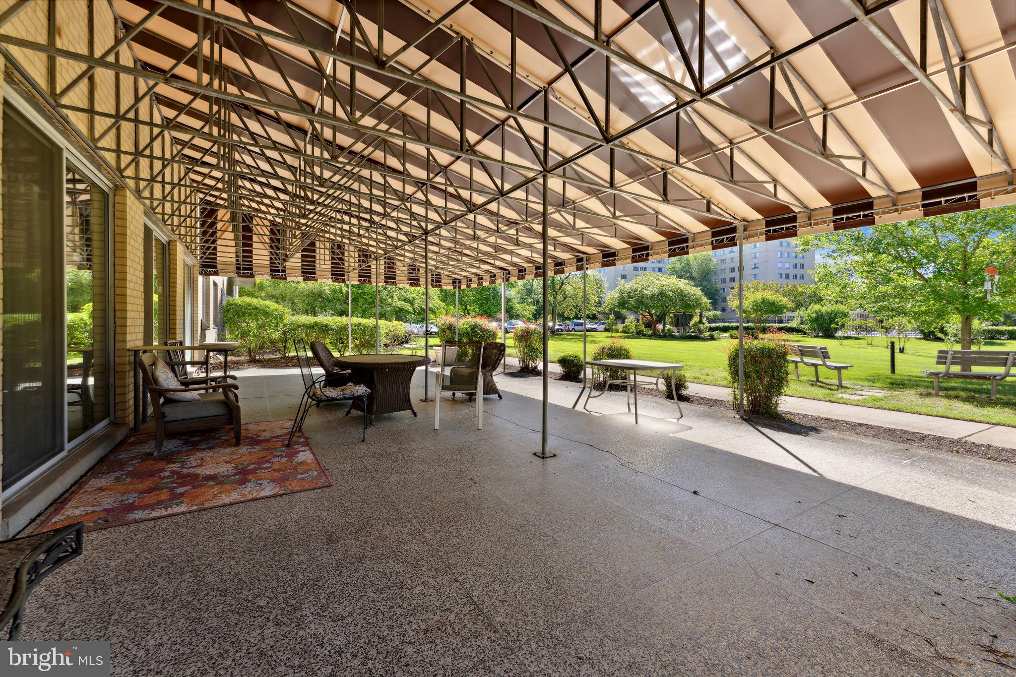 6621 WAKEFIELD DRIVE 910