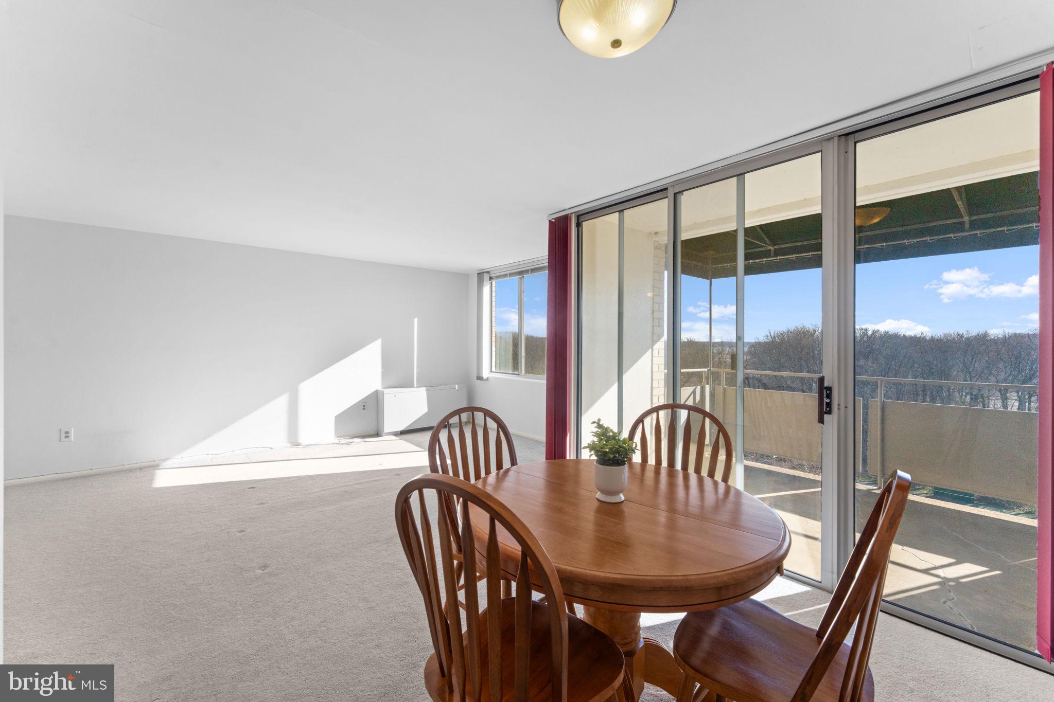 6621 WAKEFIELD DRIVE 910