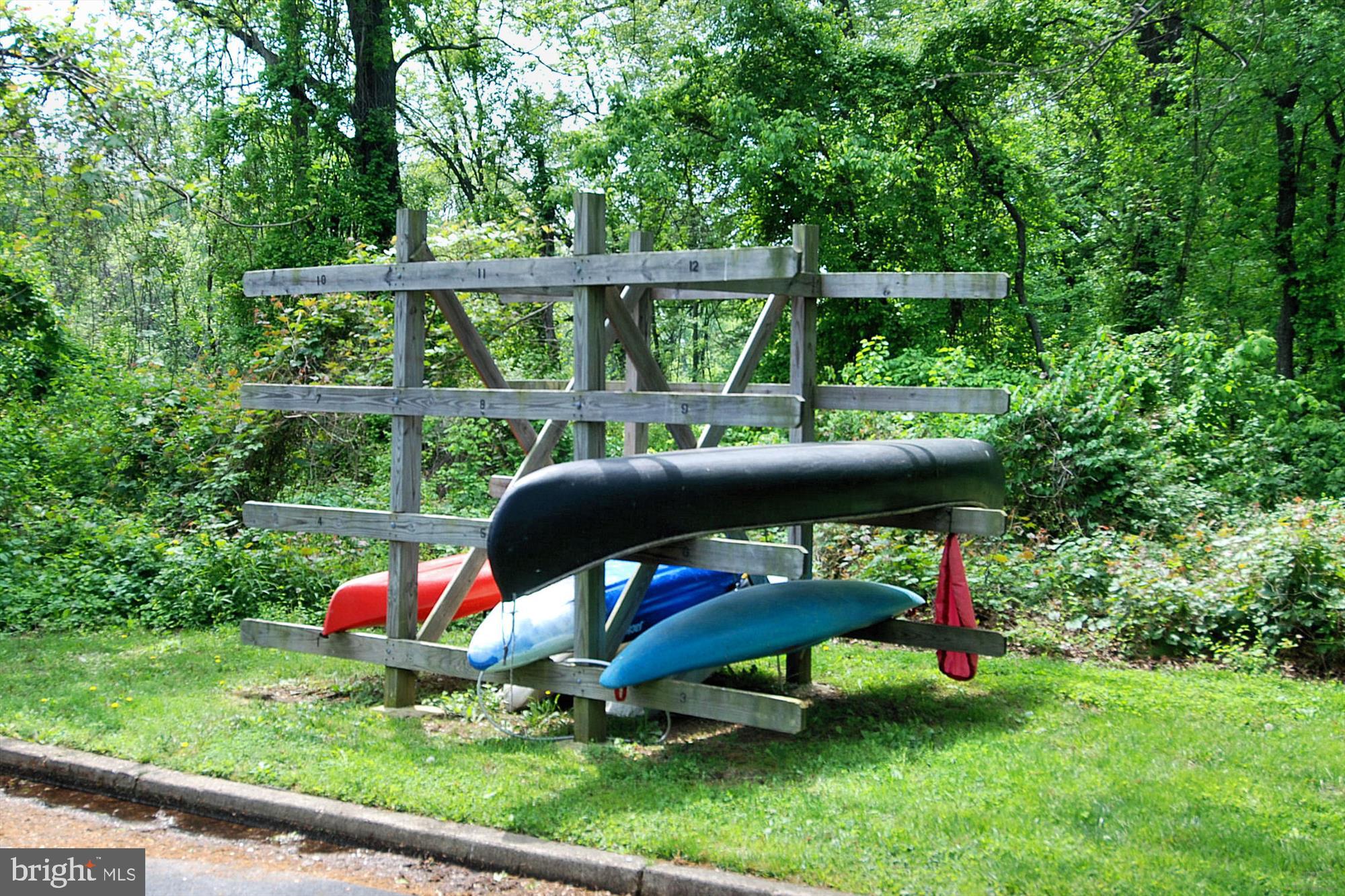 6621 WAKEFIELD DRIVE 910