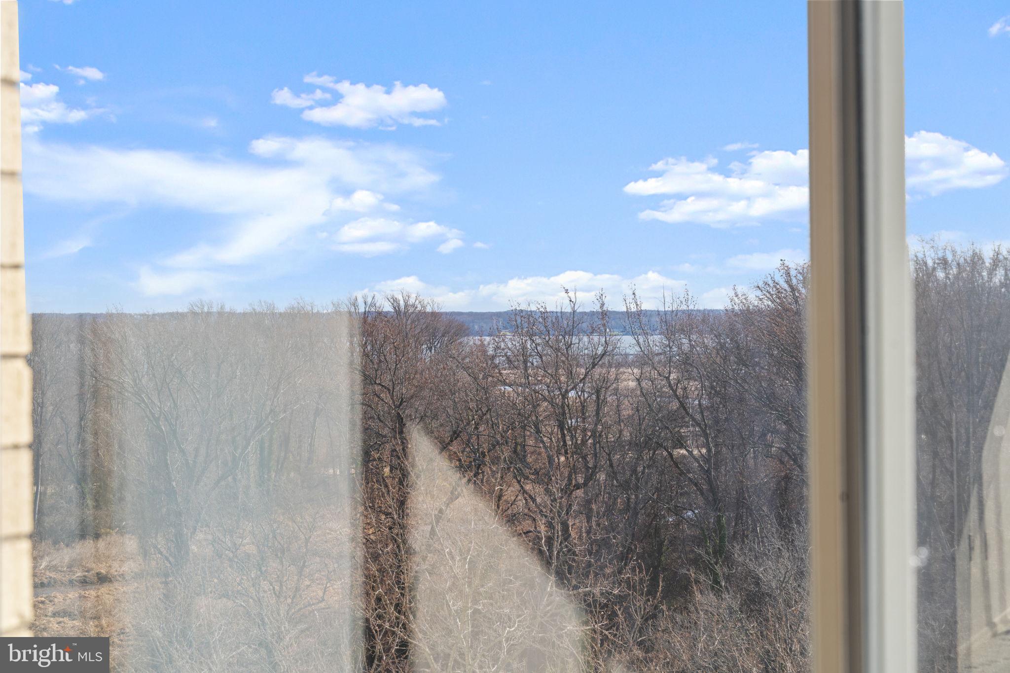 6621 WAKEFIELD DRIVE 910