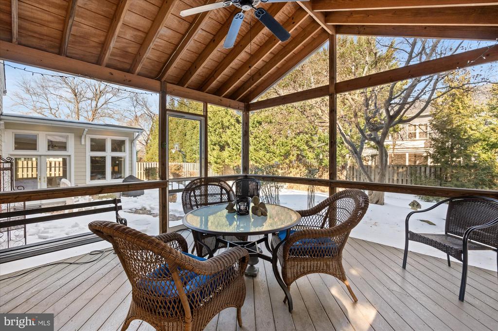 1024 CROTON DRIVE