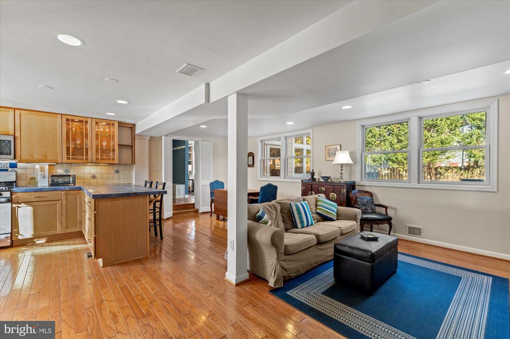 1024 CROTON DRIVE