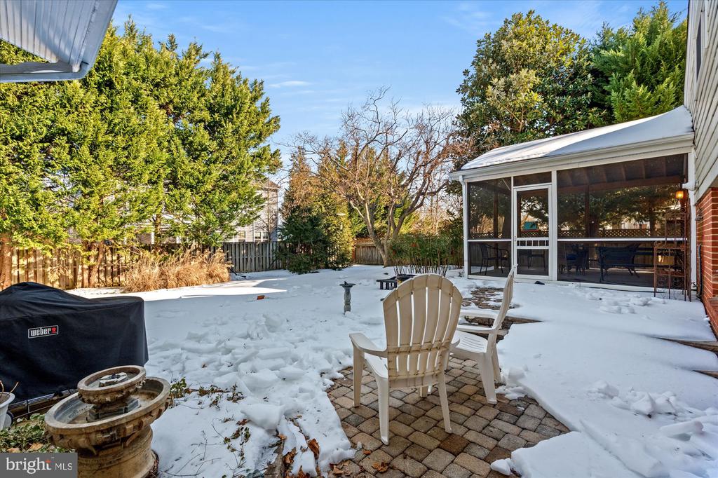 1024 CROTON DRIVE