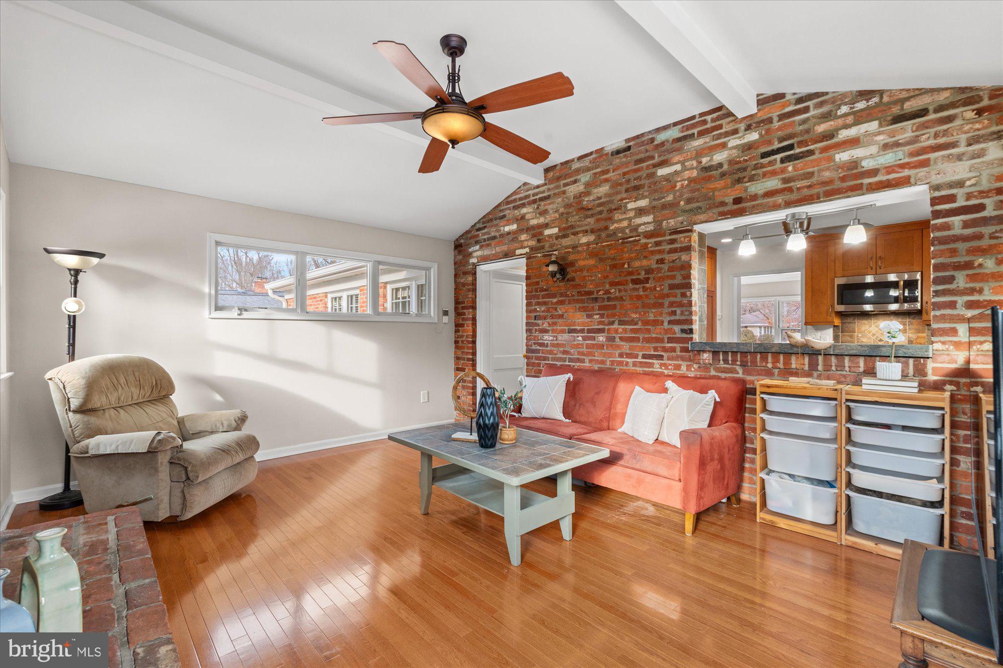 7912 BAINBRIDGE ROAD