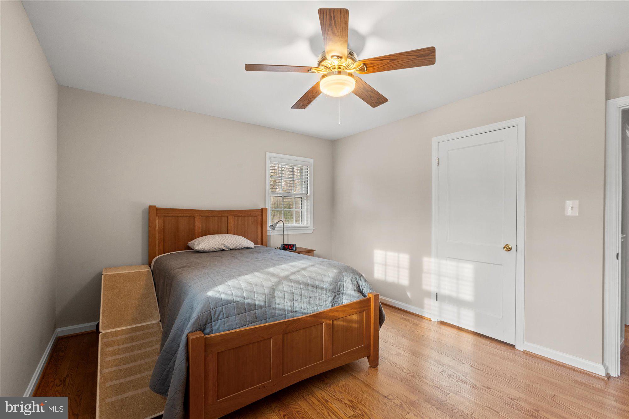 7912 BAINBRIDGE ROAD