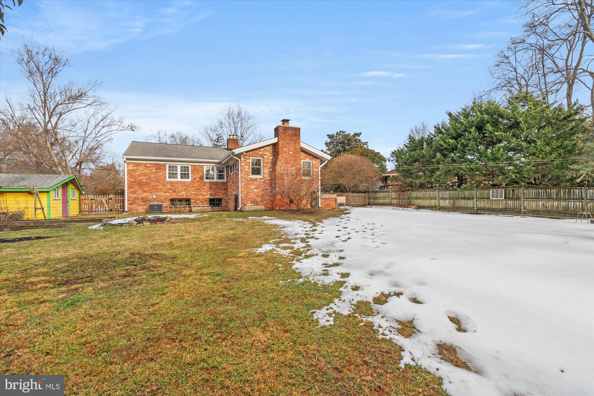 7912 BAINBRIDGE ROAD